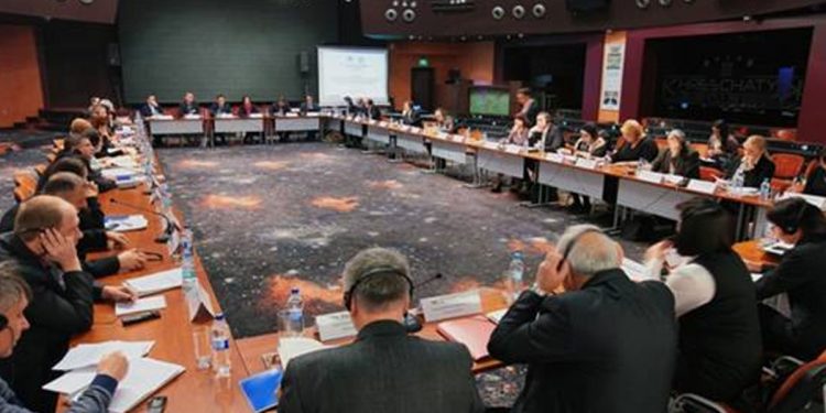 Необхідне поглиблення діалогу між національними меншинами України та органами державної влади