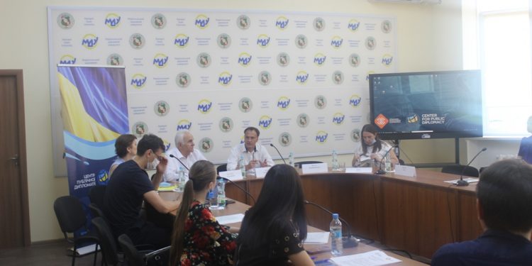 The second CPD workshop on countering disinformation took place in Mariupol